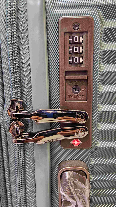 دارای قفل بینالمللی tsa