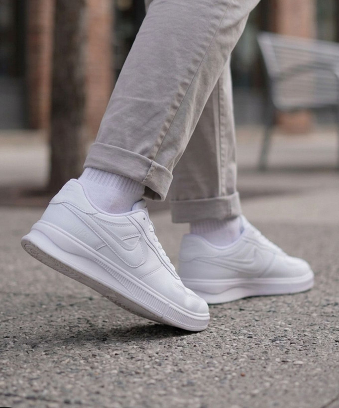 کفش اسپرت سفید